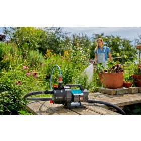   Gardena Basic kerti szivattyú 3000/4 + Gardena Classic öntözőfej készlet