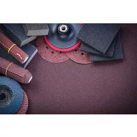 Csiszolókorongok, papírok