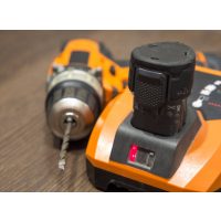 Akkumulátorok, töltők